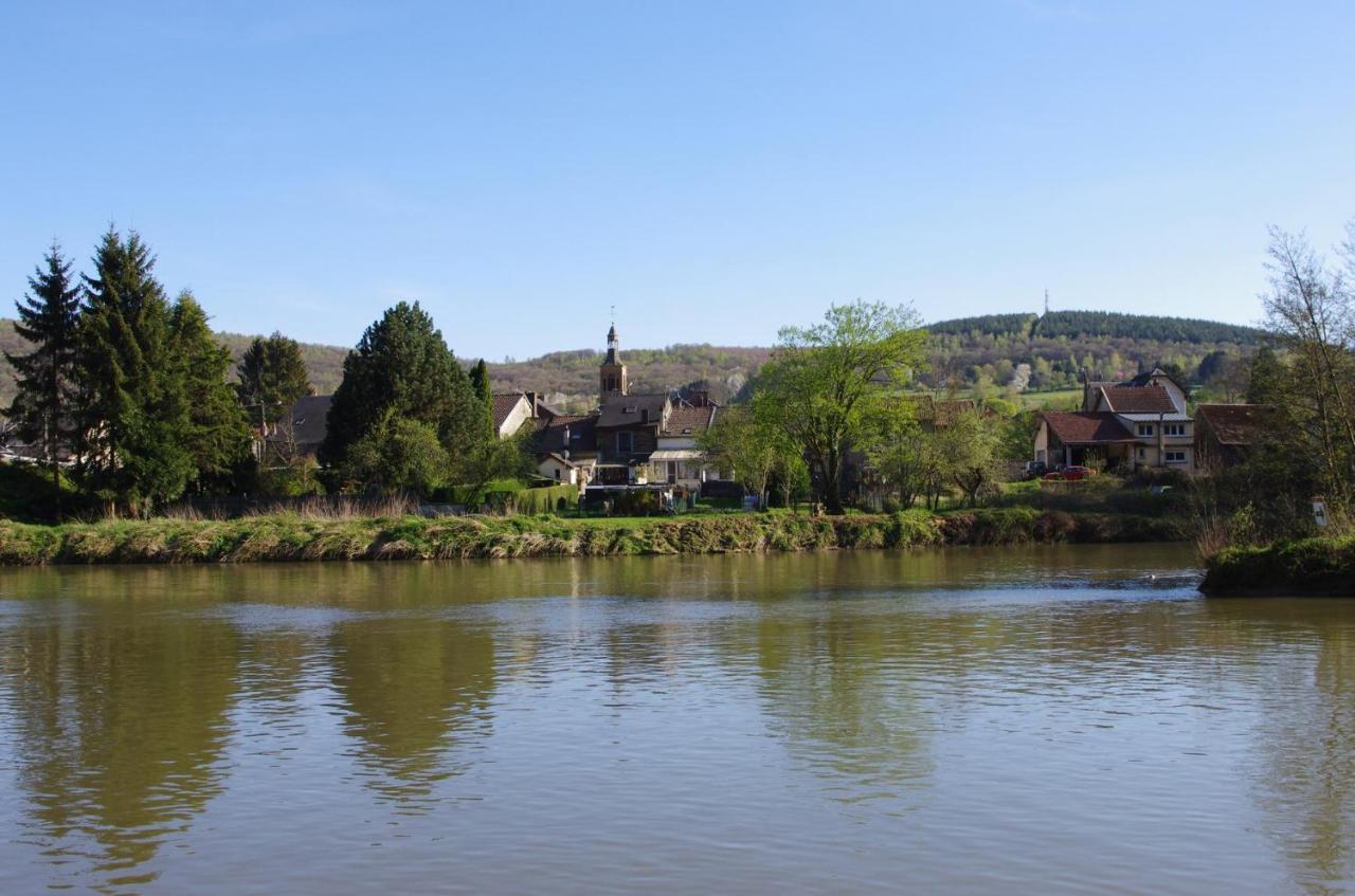 Le Doux Rivage, Proche De Charleville, Jardin Et Acces A La Voie Verte Ferienhaus