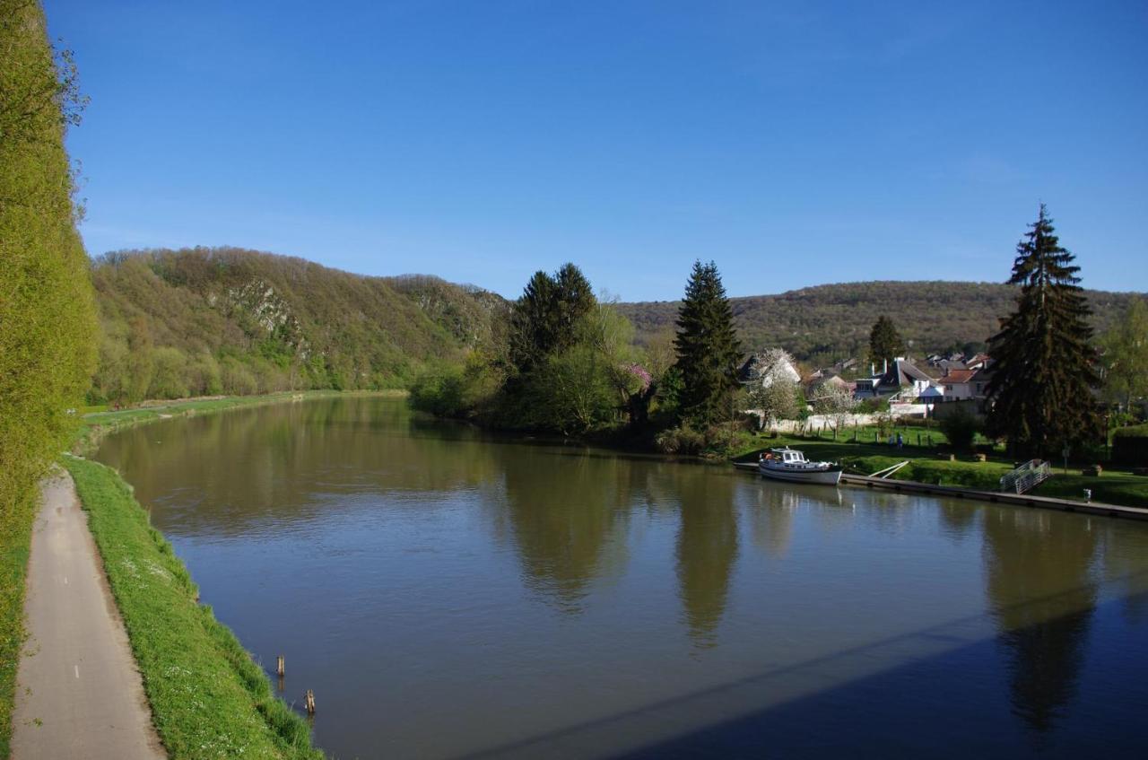 Holiday home Le Doux Rivage, Proche De Charleville, Jardin Et Acces A La Voie Verte