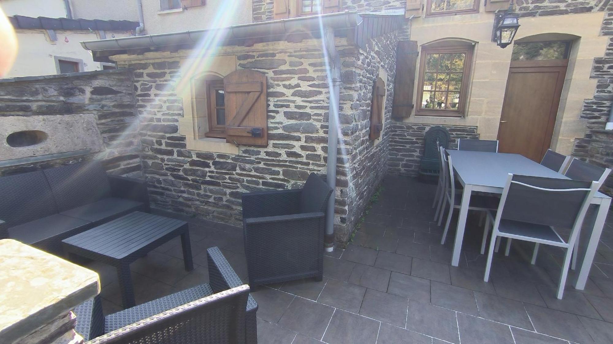 Holiday home Le Doux Rivage, Proche De Charleville, Jardin Et Acces A La Voie Verte